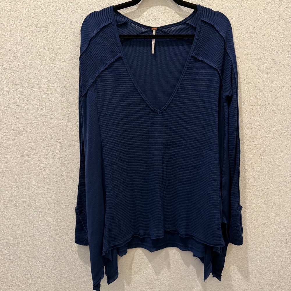 Free People We The Free Navy Blue Thermal V-Neck Waffle Knit Top Medium